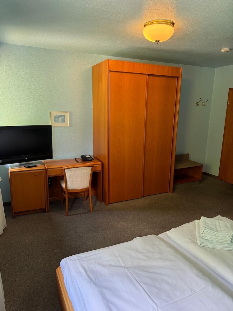 Hotel Bauer