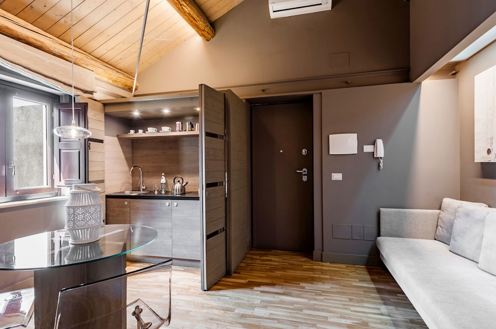Ferrini Home - Via Monte Sant'Agata