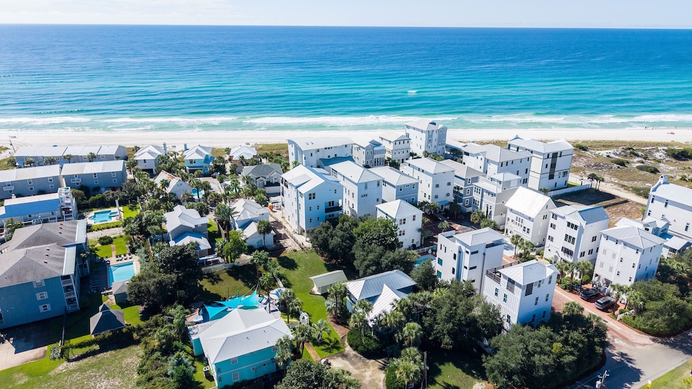 Blue Palm 3 Bedroom Home