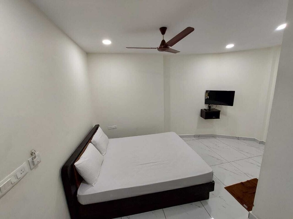 Aman Residency