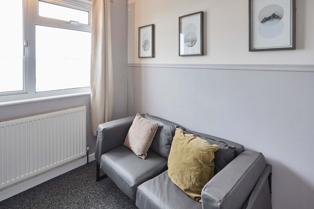 Host Stay Oldbury Road