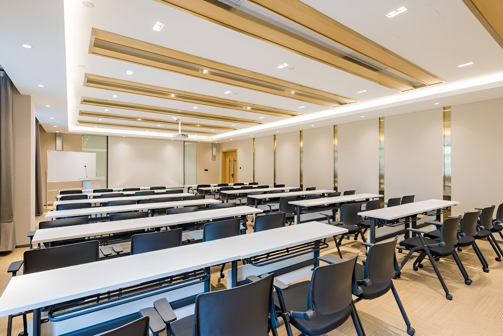 Atour Hotel Changqing Road Wuhan