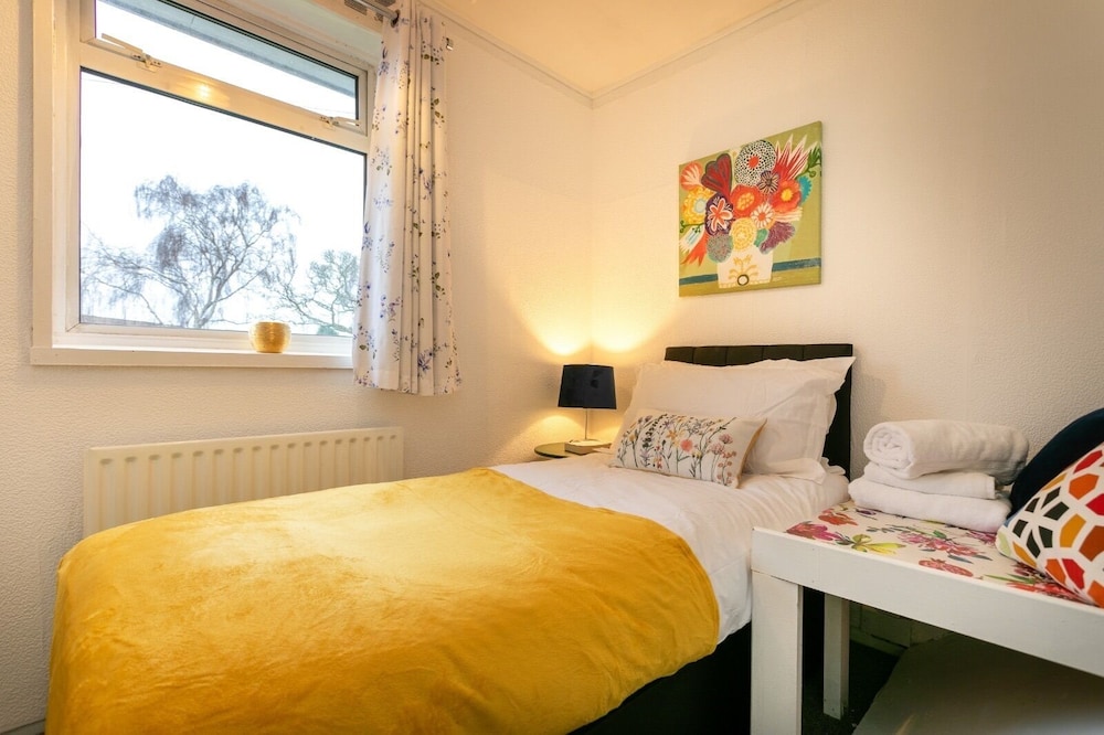 3br-5guests-parking-netflix-10mincentralnottingham