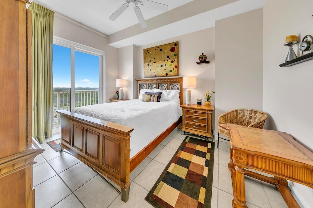 Grandview East 1401