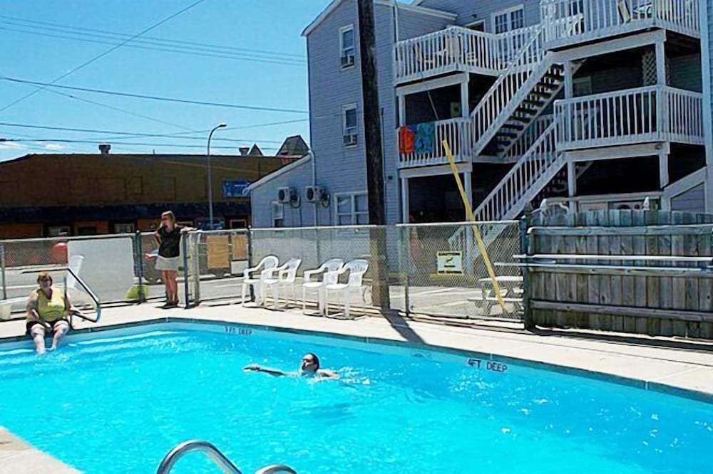 Hammock Inn & Suites - Jersey Shore