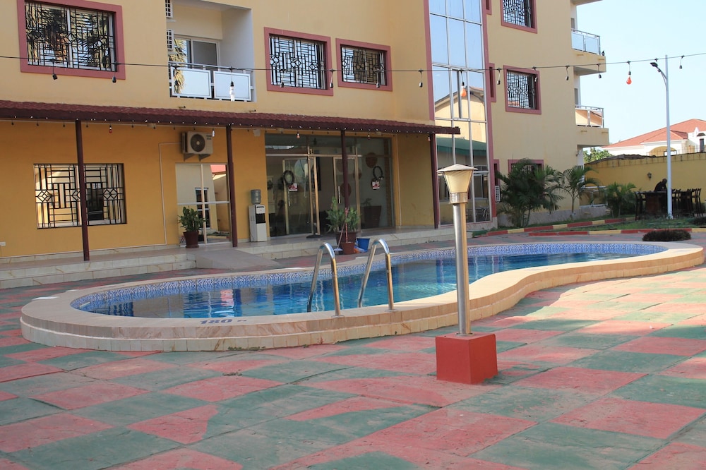 Akkwa Suites Officials
