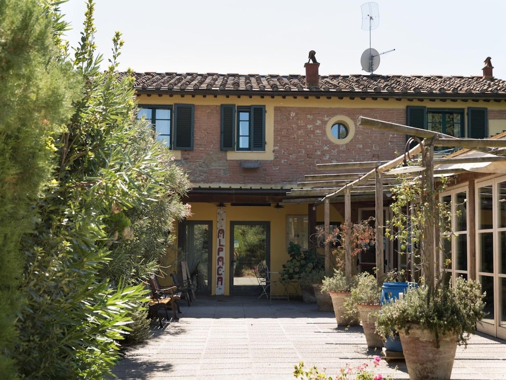 Farmhouse in Tuscany With Pool Near Montecastello view 2