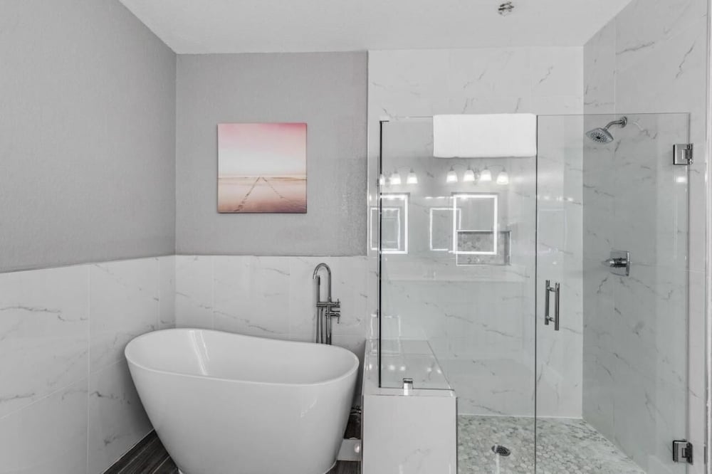 Vista Cay Swanky
