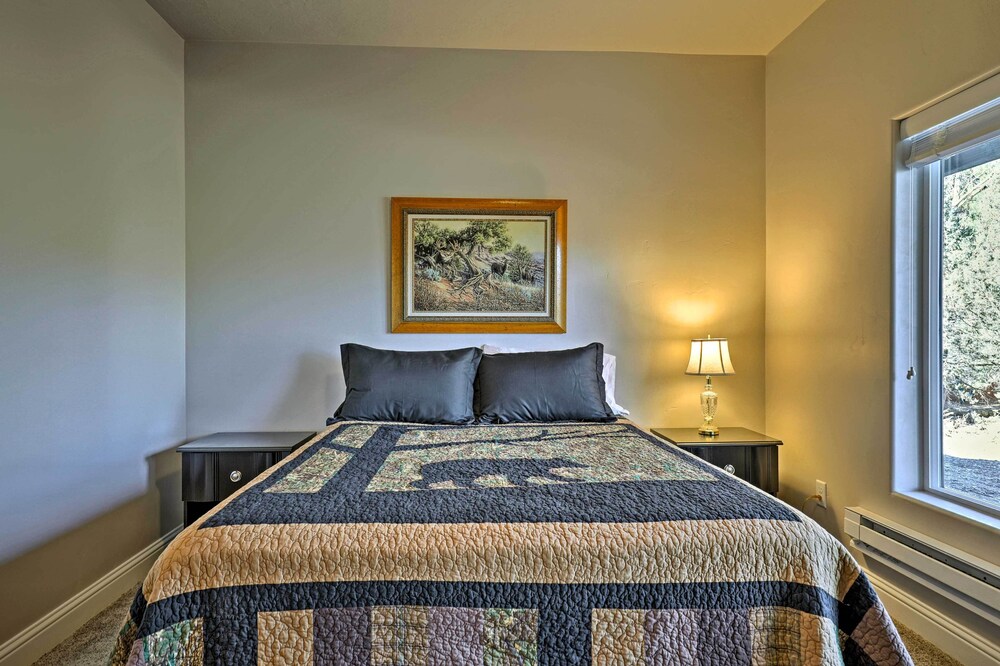 Mammoth Creek Apt. Between Bryce Canyon & Zion! view 4