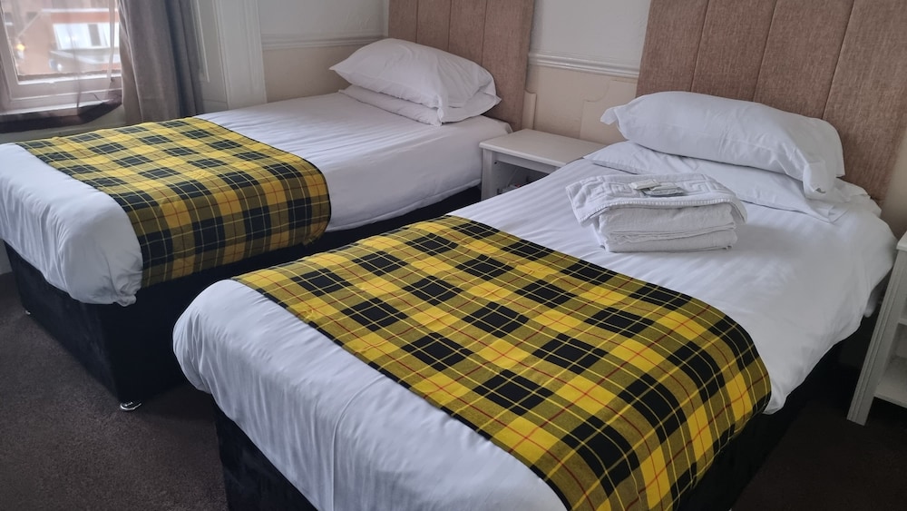 The Hampton Court Guesthouse