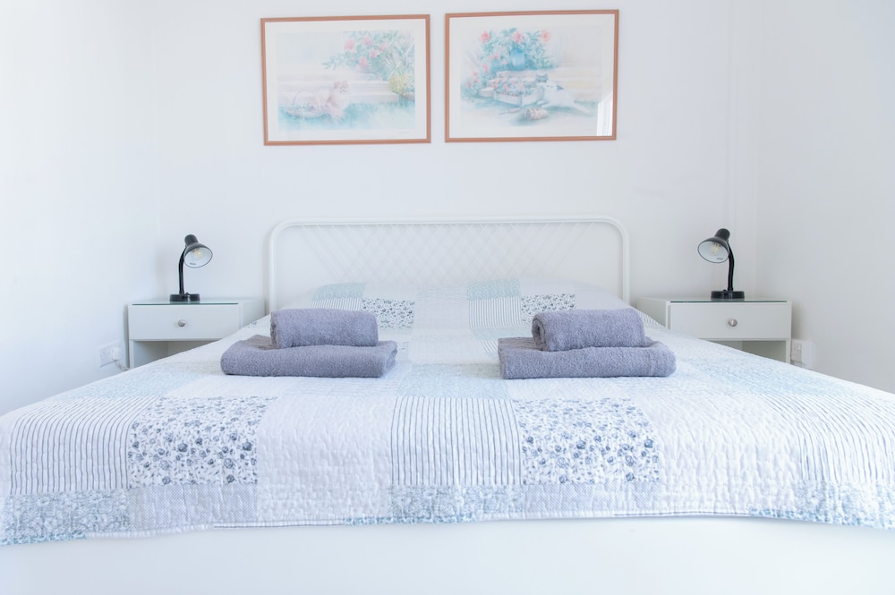 Themis Apartments