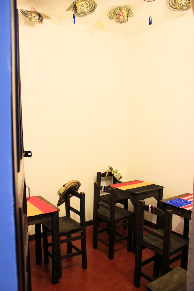 Local Hostel - Property Image 12