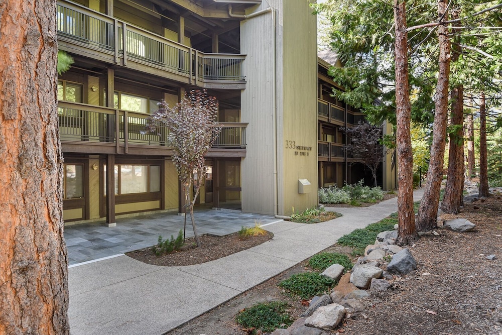 Lake Tahoe Vacations - Incline Village Escape - Property Image 2
