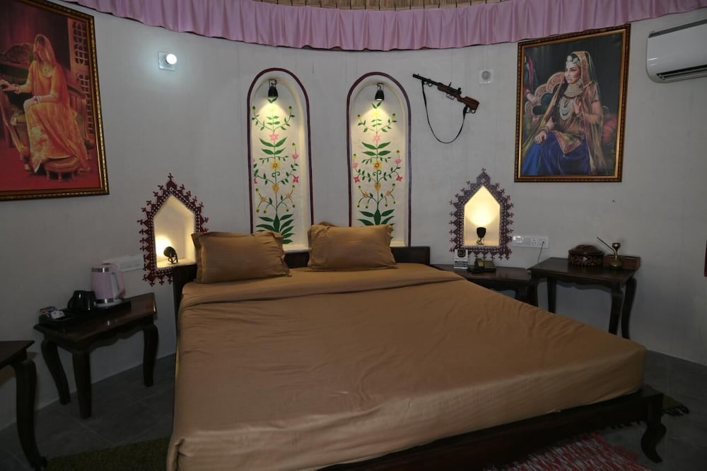 Hotel Ratan Mahal Palace