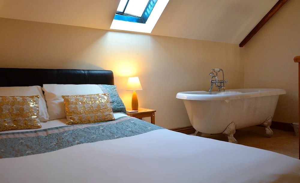 Rhiwddu Barns - Brecon Beacons National Park