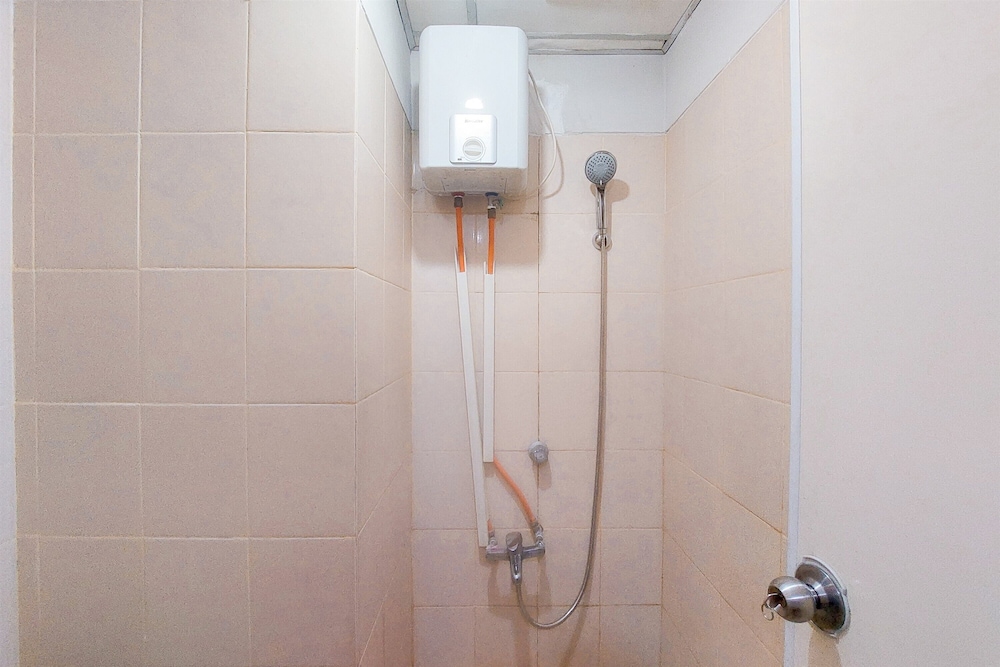 Fancy And Nice Studio At Serpong Greenview Apartment