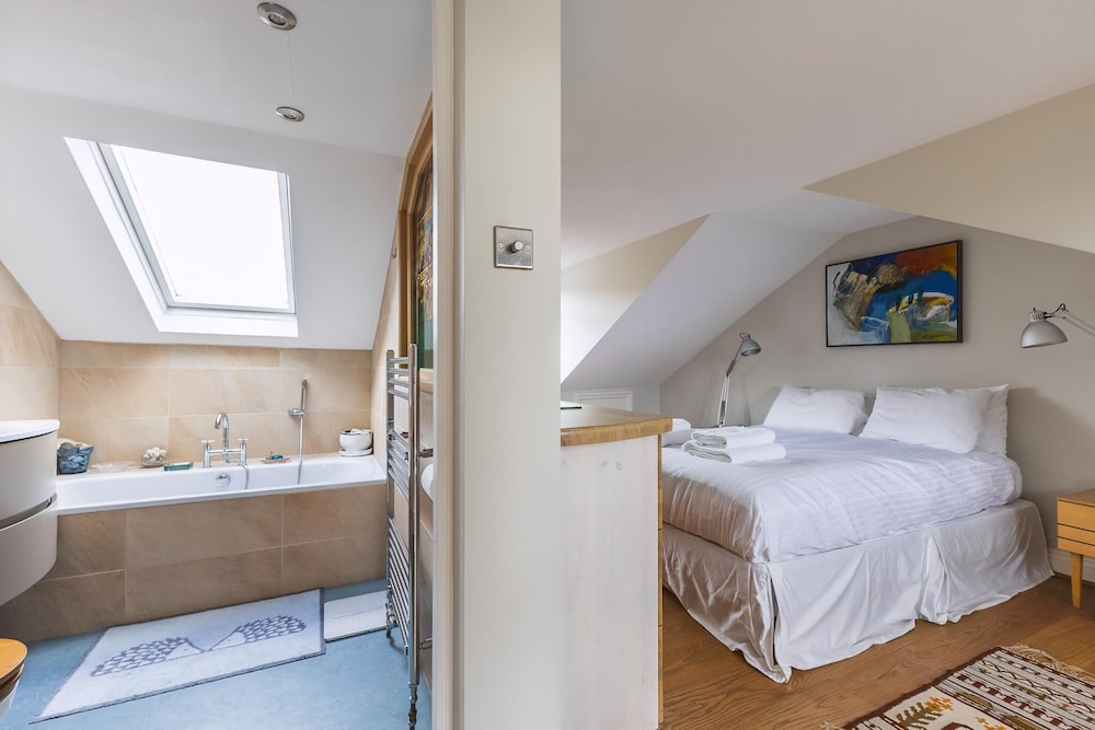Stylish Hampstead Retreat by the Heath