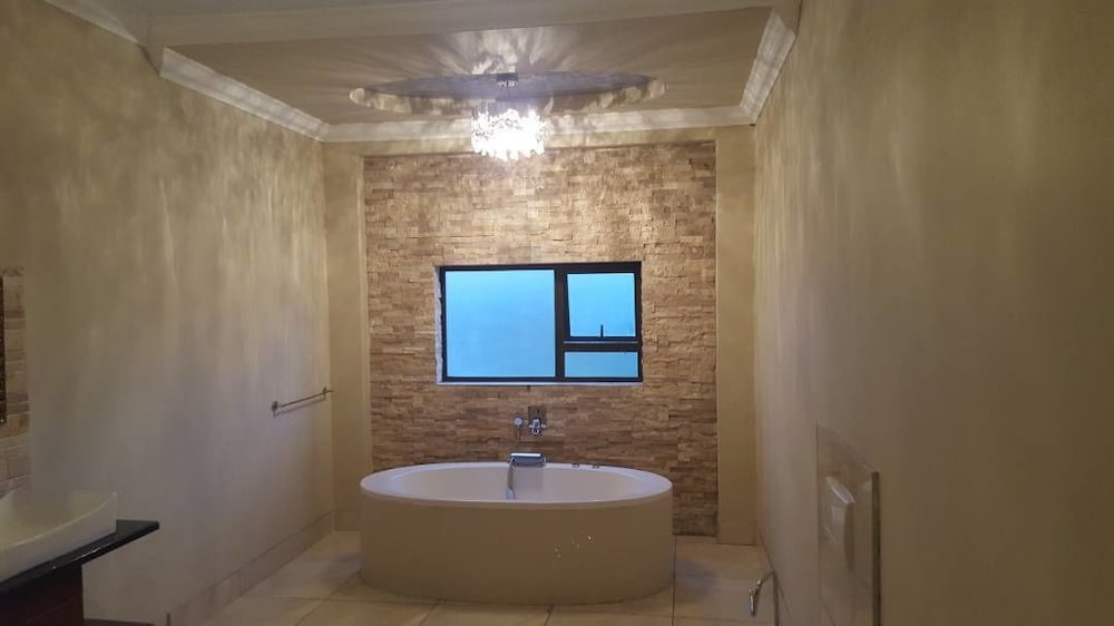 Lanipo Windhoek Guesthouse