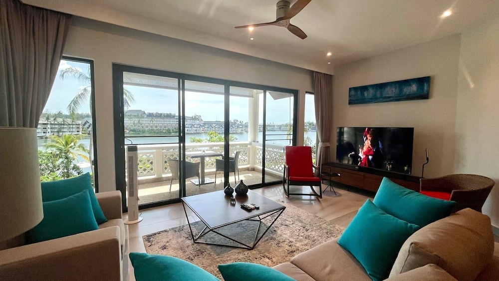 Luxury Seaview 6 Bedrooms With Infinity Pool Villa, Private Gym, Superfast Wifi