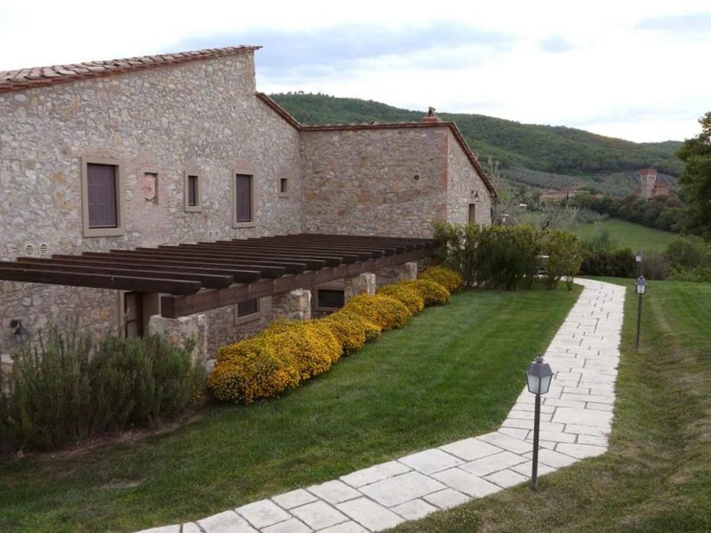 Poggio Cennina Resort