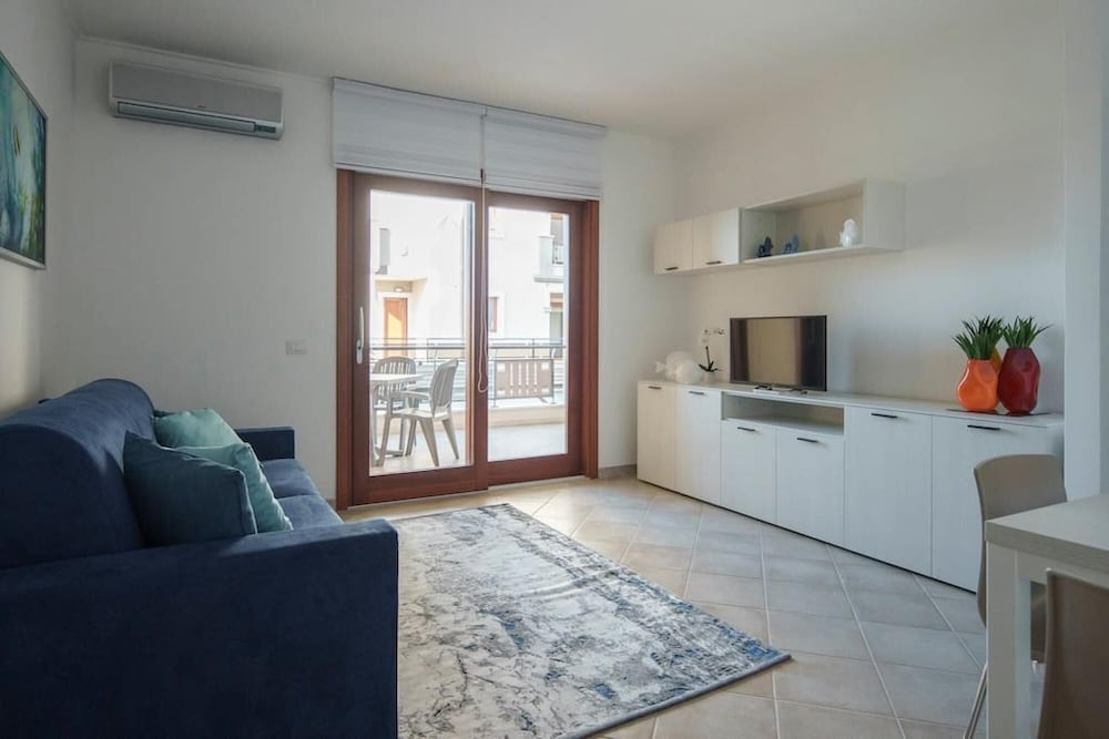 Welcomely- Xenia Boutique House - Apt 8 photo 4