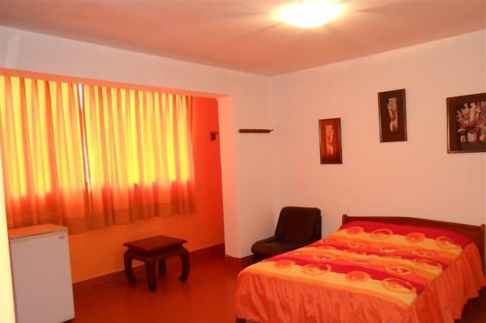 Hostal Residencial Cesar Alberto