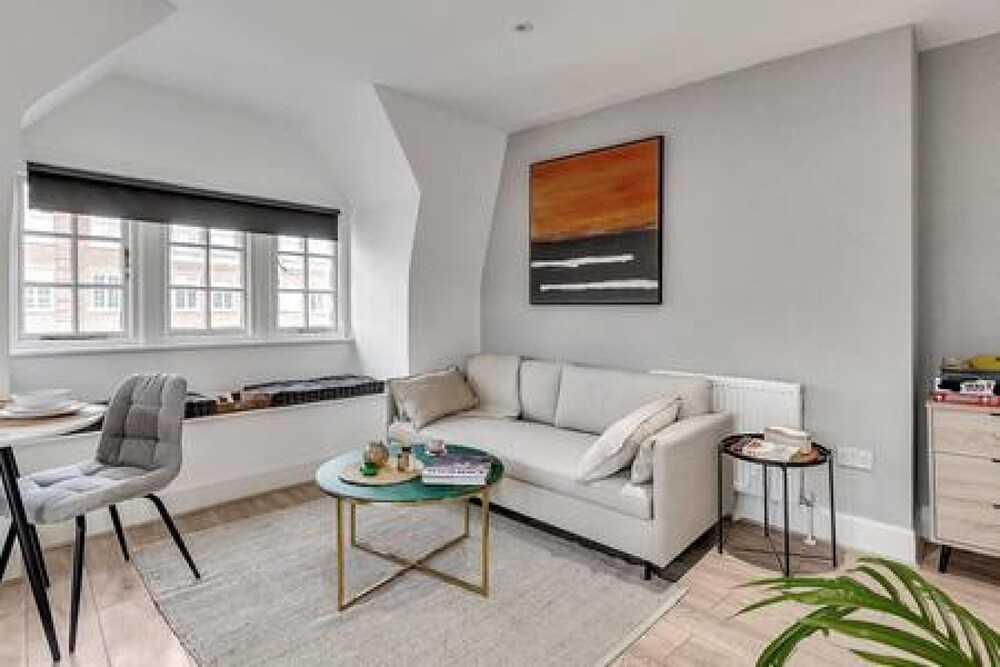 The Phillimore in London