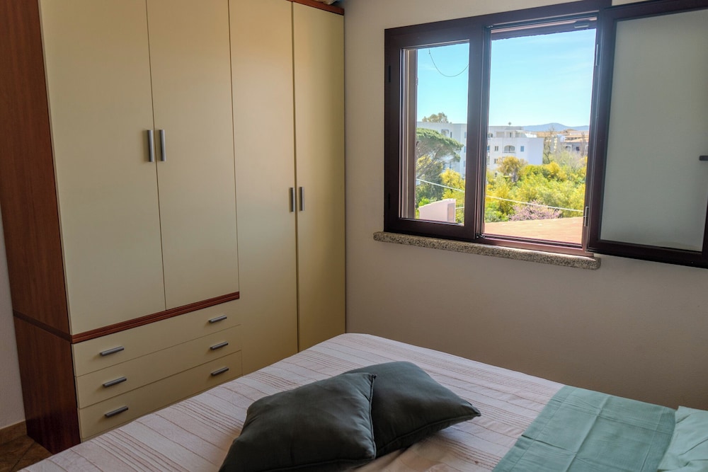 Porto Apartments - La Caletta