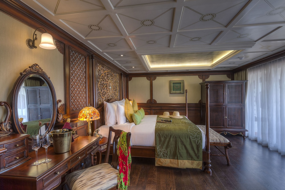 Heritage Line Anawrahta Cruise