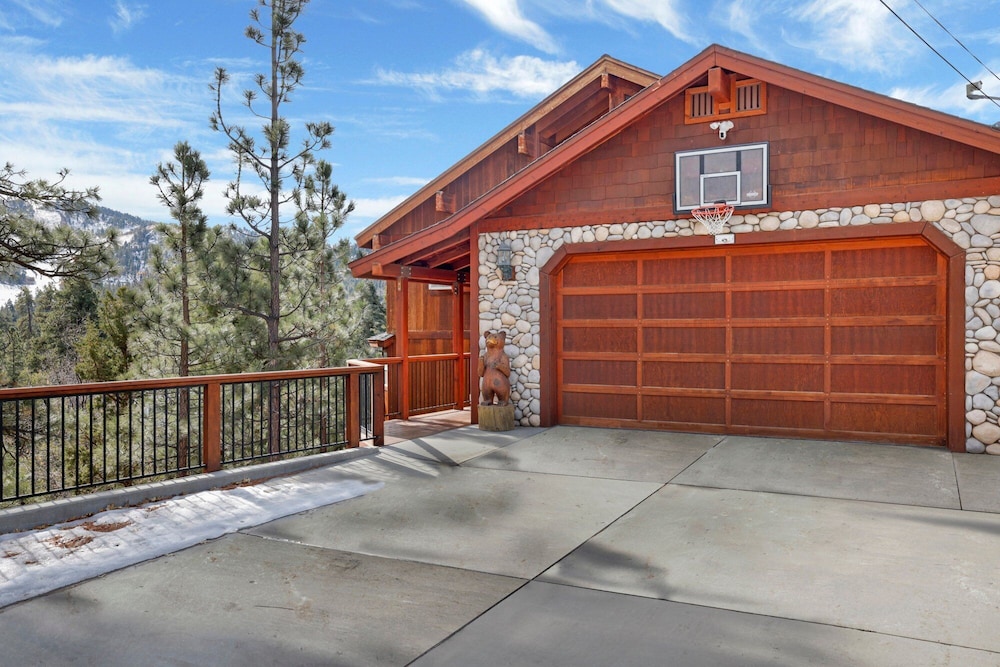 Menlo Slope View Chalet #2233