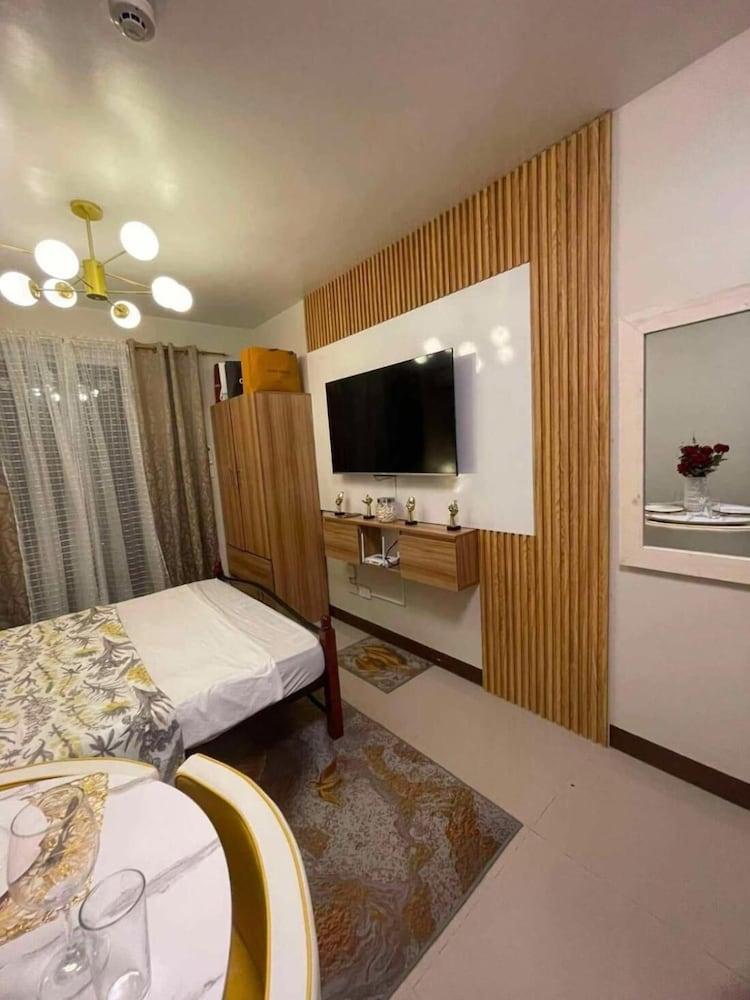 Room in Studio - Luxury Condo-sea View- Near Beach