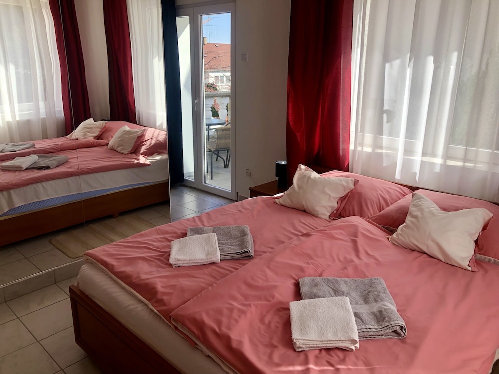 Amadeus Villa
