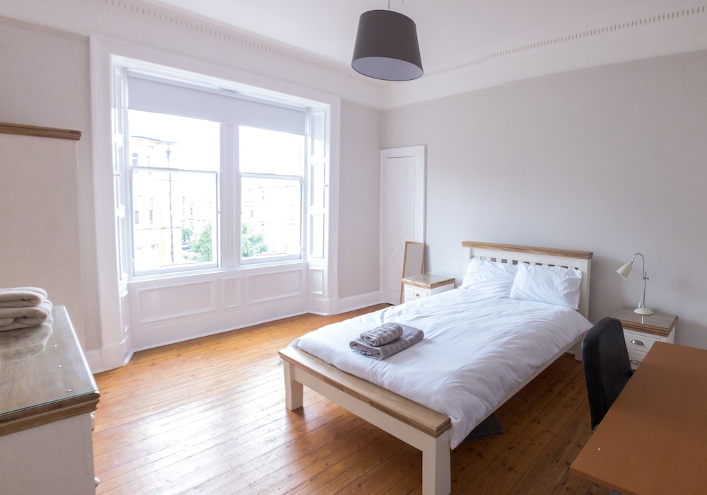 Silver Lining - Spottiswoode Apartment view 5