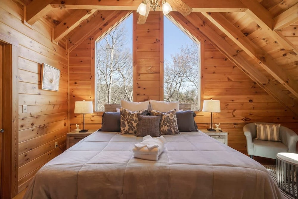 Spacious Luxury Lake Blue Ridge Forest Cabin an spa