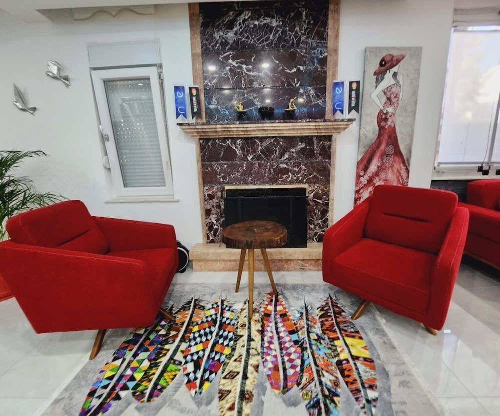 Villa De Papel