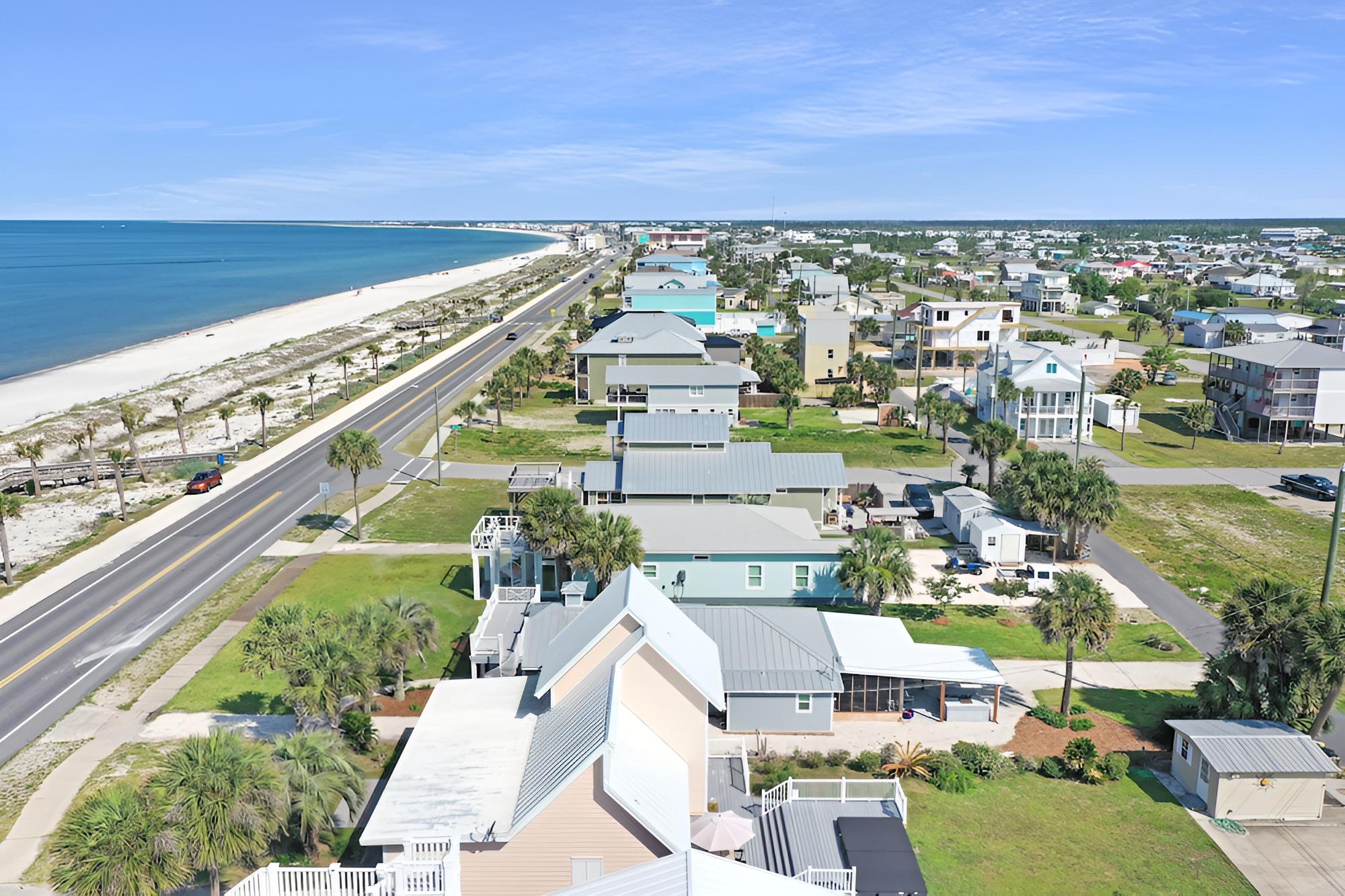 Jabba's Beach Hutt view 5