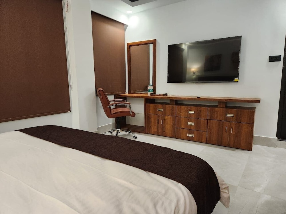 Blue Angel Annexe