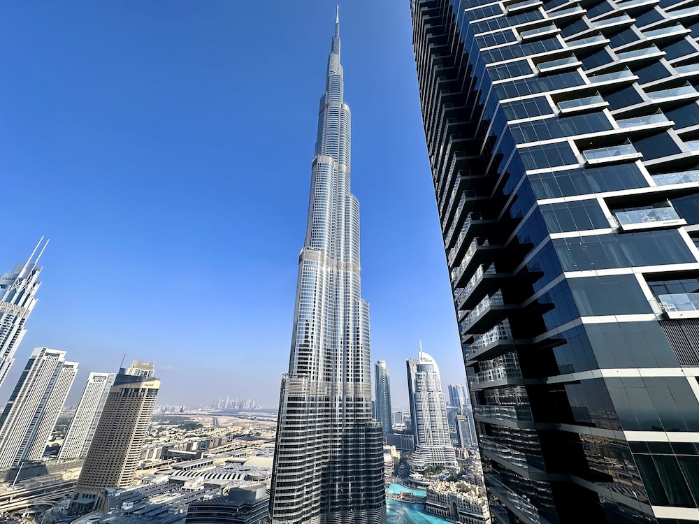Lux BnB Address Opera I Burj Khalif Views