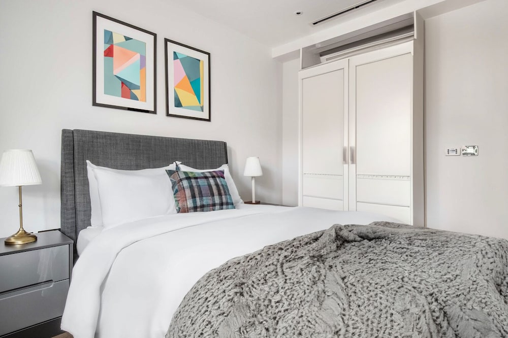 Cozy 2 Bedrooms by Shoreditch view 2