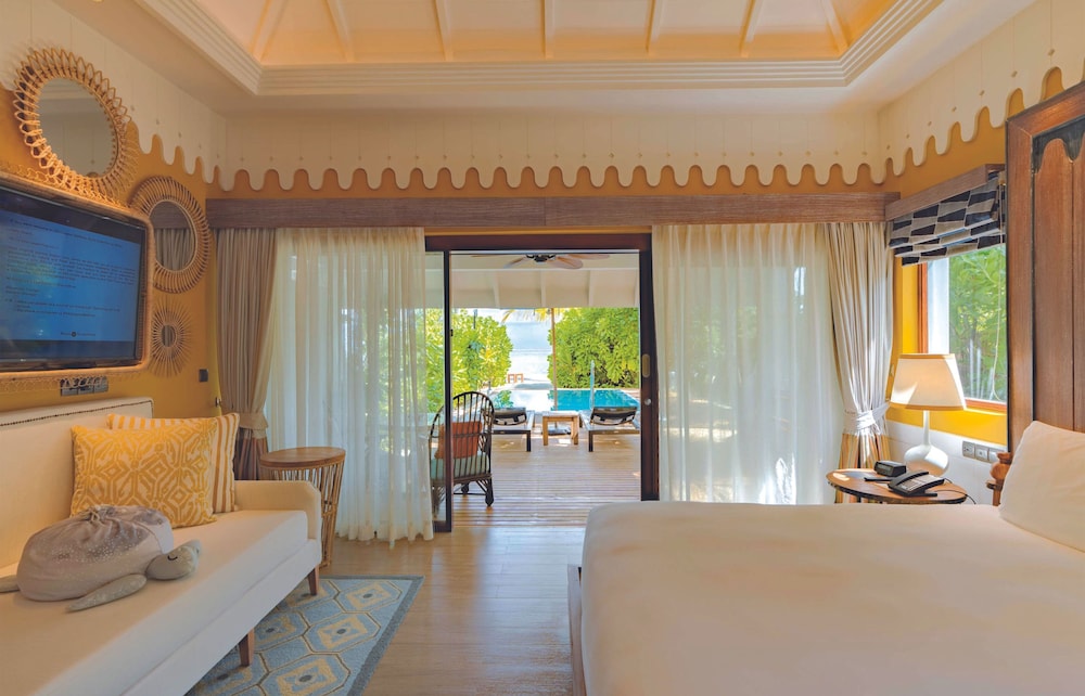 SAii Lagoon Maldives, Curio Collection By Hilton 35