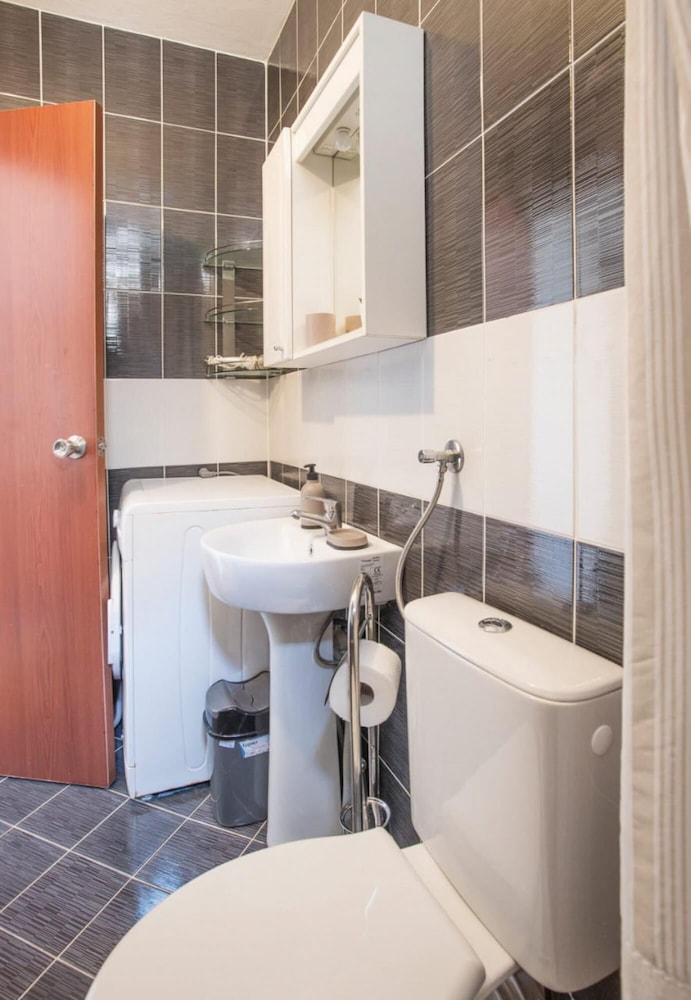 Mesmerizing Studio Flat Near Kotor Bay in Tivat photo 2
