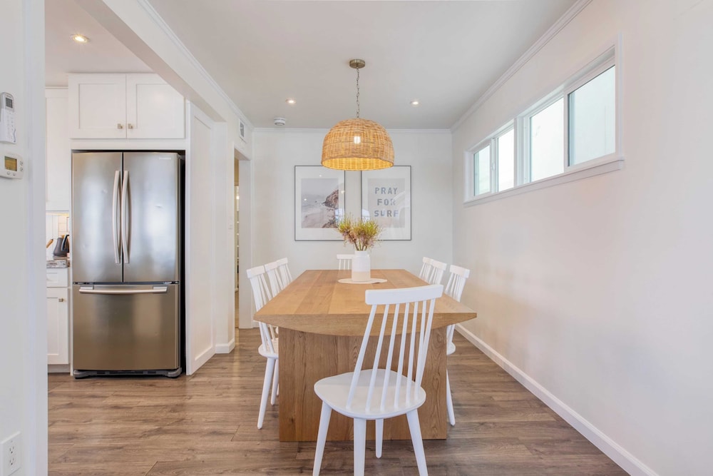 Surfrider I by Avantstay Walk to the Beach + Patio