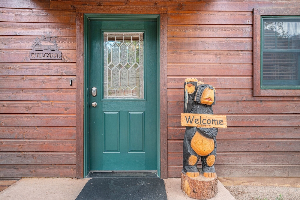 Cozy Solitude Cabins - Estes Park CO