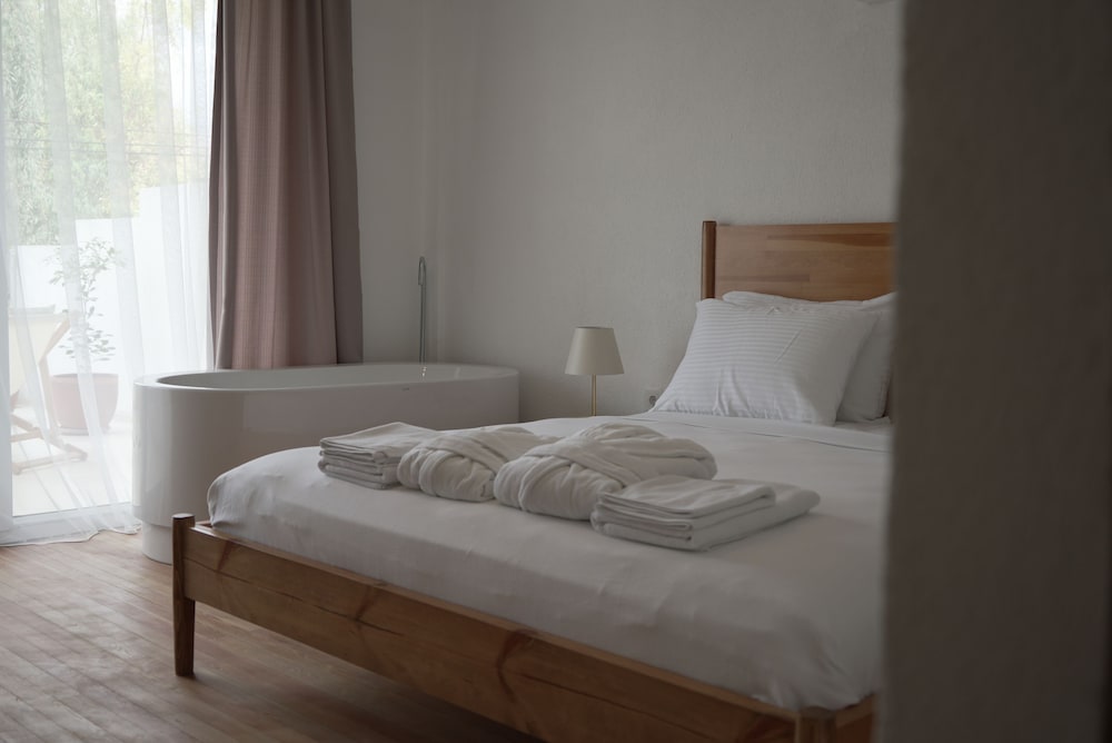 Perle House - Image 20