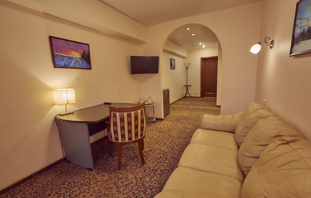Le Vashoff Hotel