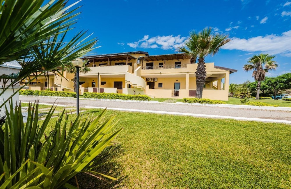 Villaggio Punta Alice Srl