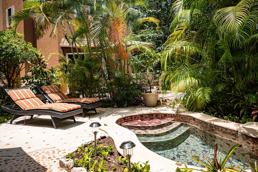 PlayaCar House MZ 28 by Playa Paradise