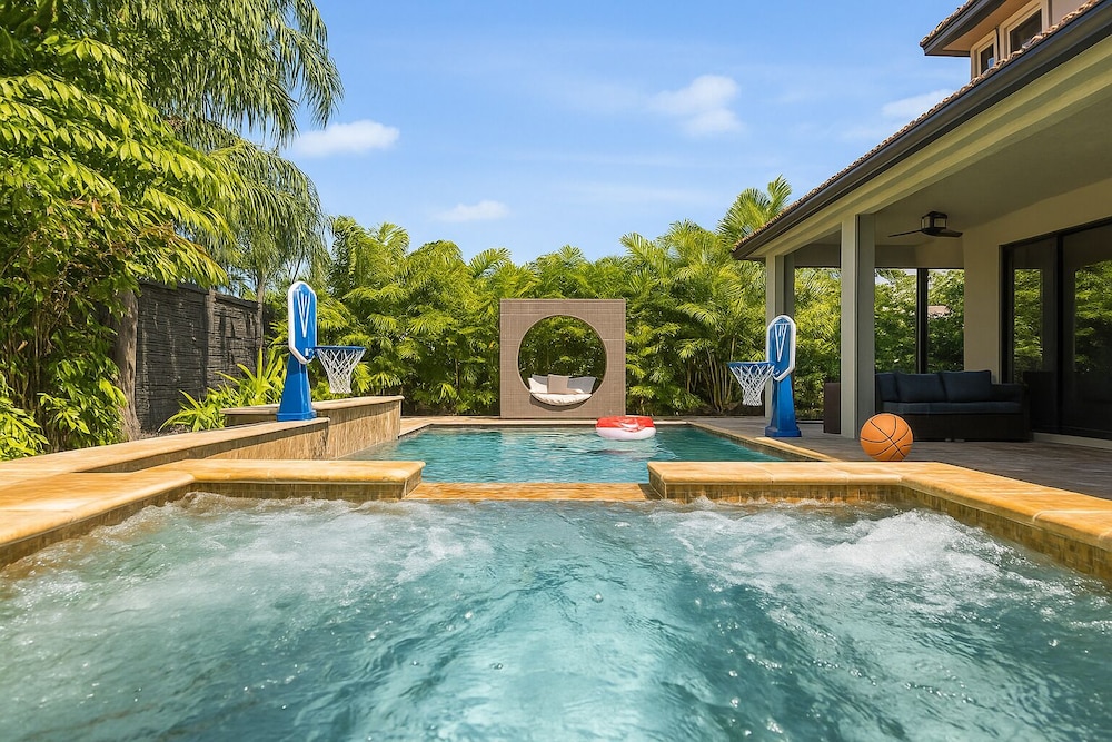 Ethereal Oasis Miami - Heated Pool Spa & Cinema - Prime for Groups