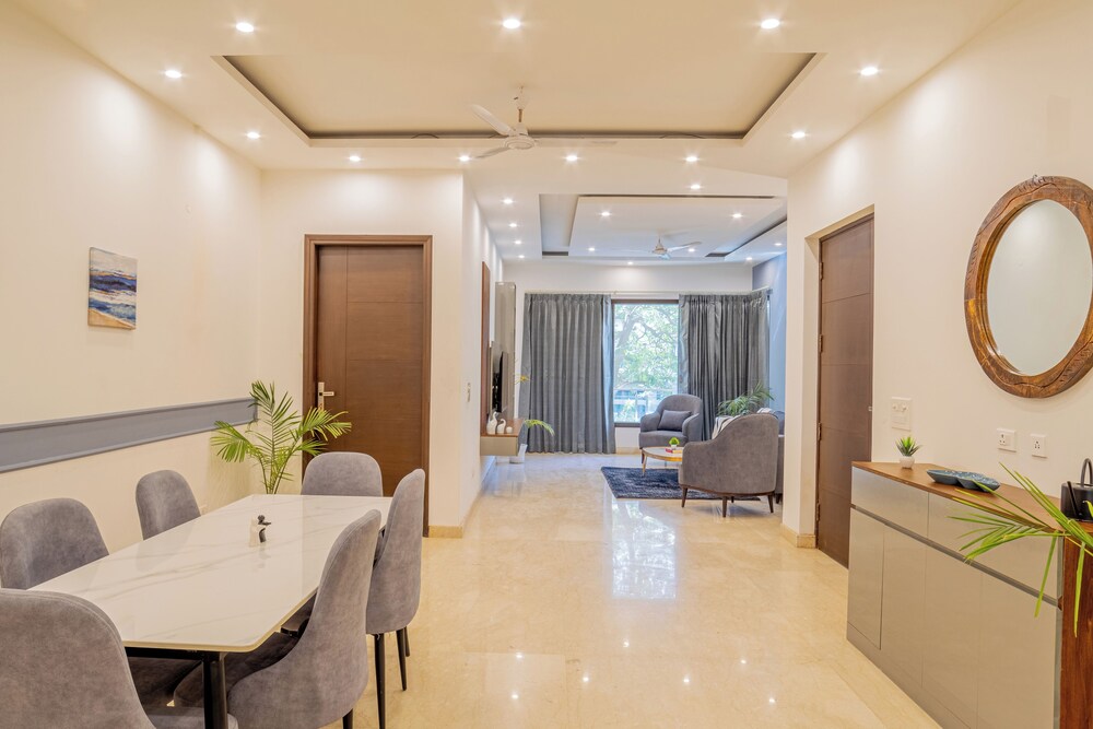 Housr Lotus Villas Sector 28 DLF Phase 4