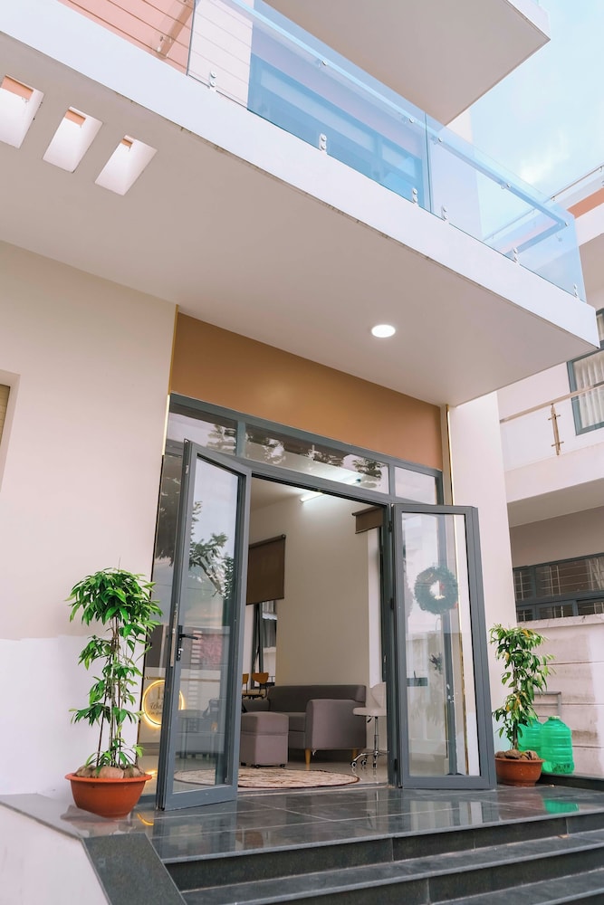 Hieu Sang 68 Hostel and Villas